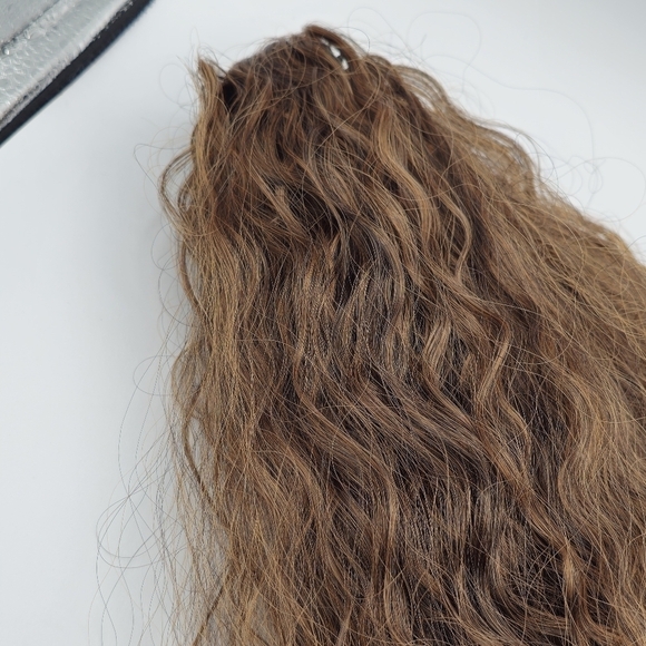 Golden Brown Curly Wavy Yaki Clip In Extensions Ponytail - Picture 4 of 5